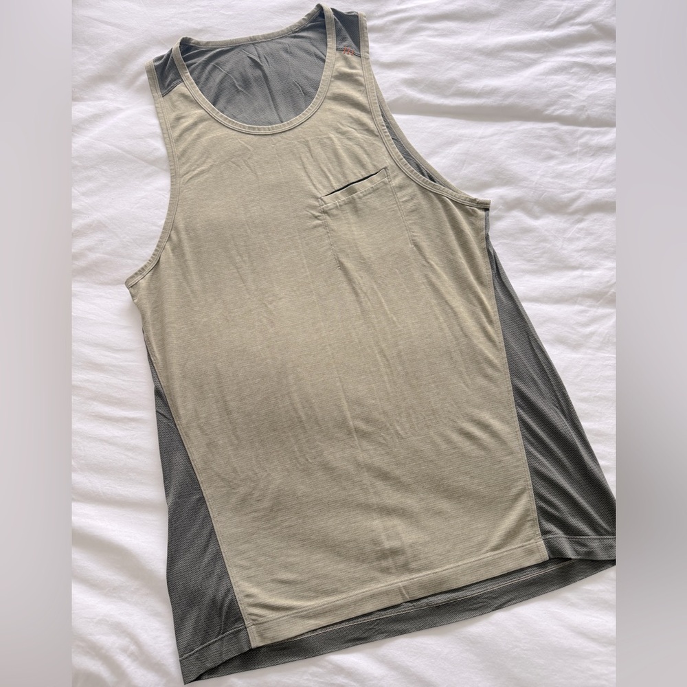 LULULEMON - Classic Male Tank